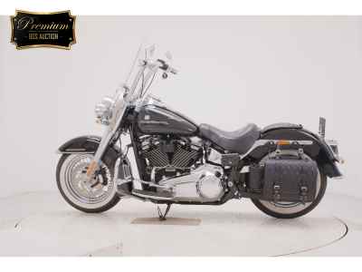 Harley-Davidson FLDE1750 2020