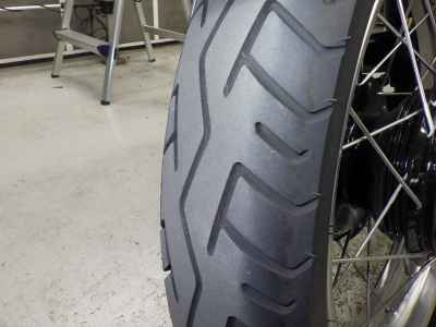 Yamaha SR400 2021