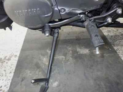 Yamaha SR400 2021