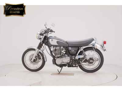 Yamaha SR400 2021