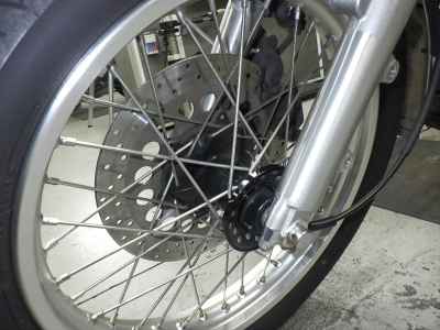 Yamaha SR400 2021