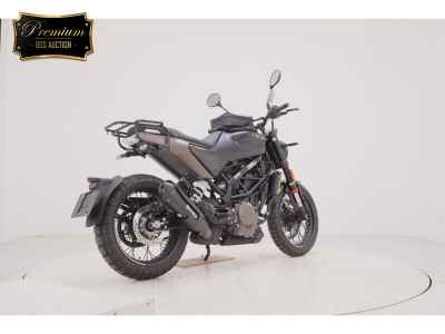 Husqvarna Svartpilen 401 2023