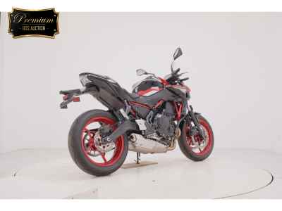 Kawasaki Z650 2024