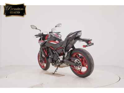 Kawasaki Z650 2024