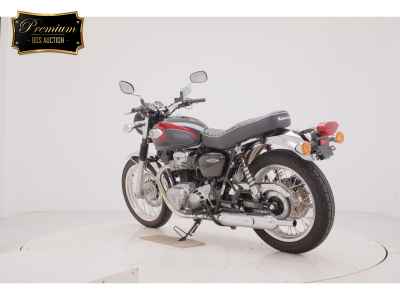 Kawasaki W800 2024