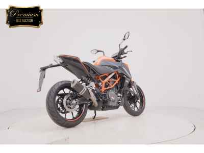 KTM 390 Duke 2025