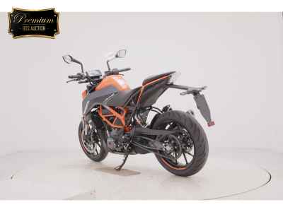 KTM 390 Duke 2025