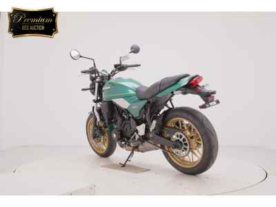 Kawasaki Z650RS 2024