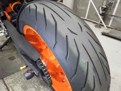 KTM 890 Duke R 2021
