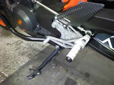 KTM 890 Duke R 2021