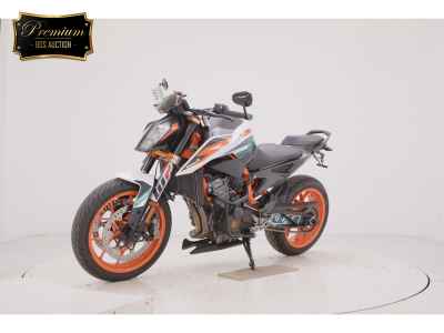 KTM 890 Duke R 2021
