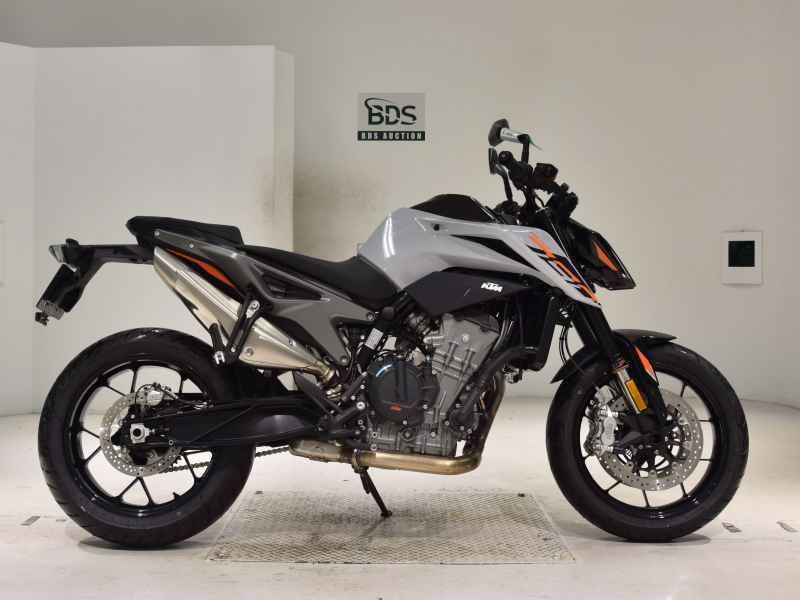KTM 790 Duke 2025