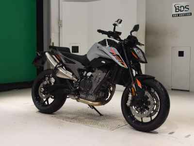 KTM 790 Duke 2025