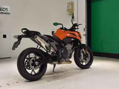 KTM 790 Duke 2025