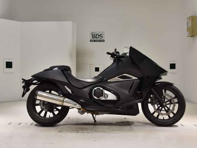 Honda NM4 Vultus 2016