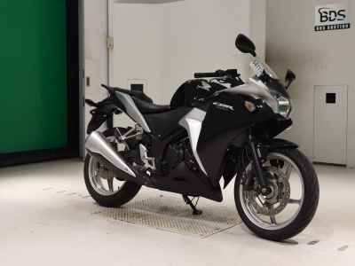 Honda CBR250R 2011