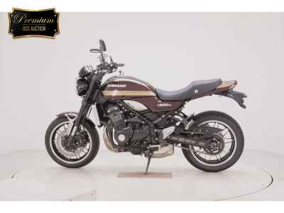 Kawasaki Z900RS 2025