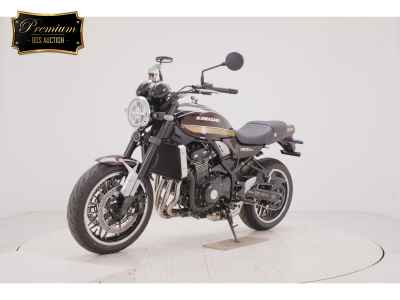Kawasaki Z900RS 2025