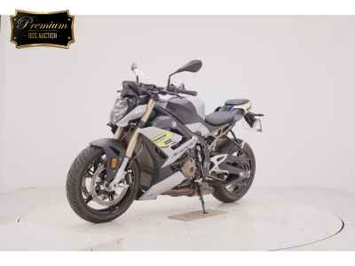 BMW S1000R 2022