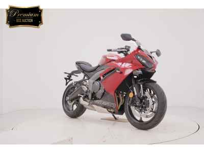 Triumph Daytona 660 2025