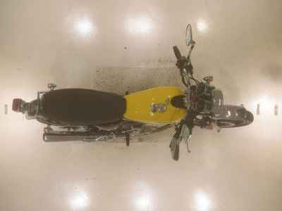 Yamaha SR400 2016
