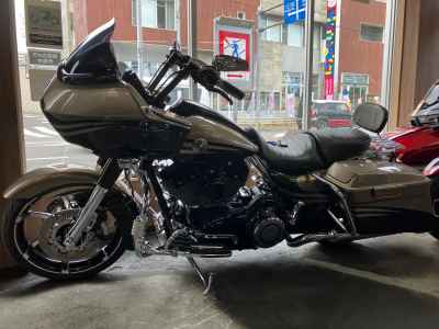 Harley-Davidson Road Glide FLTRXSE1800 2013