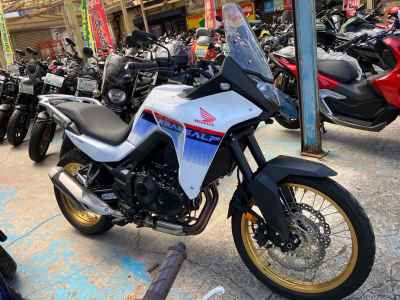 Honda Transalp 750 2024