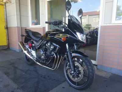 Honda CB400SFV 2019