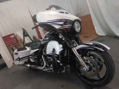 Harley-Davidson Street Glide FLHXSE1800 2016