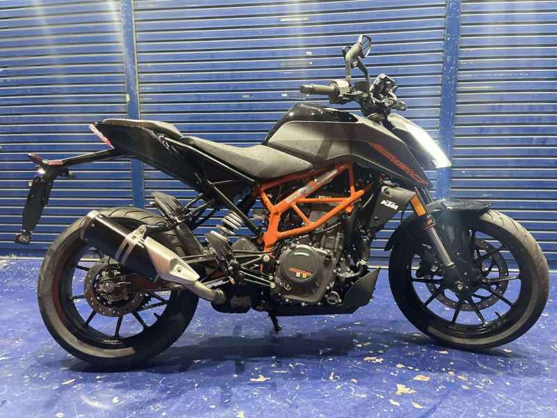 KTM 390 Duke 2023