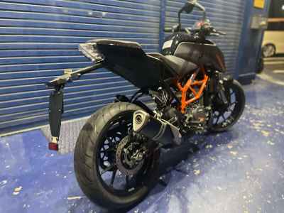 KTM 390 Duke 2023