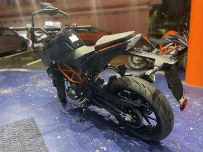 KTM 390 Duke 2023