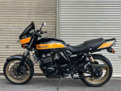 Kawasaki ZRX400 2009