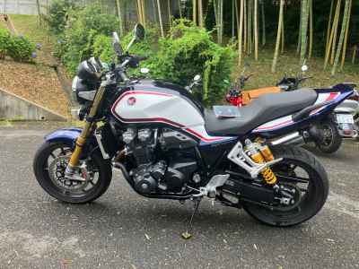 Honda CB1300SF 2023