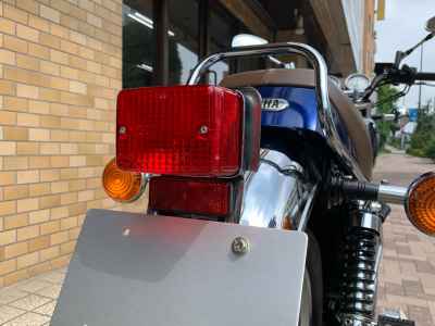 Yamaha SR400 2021