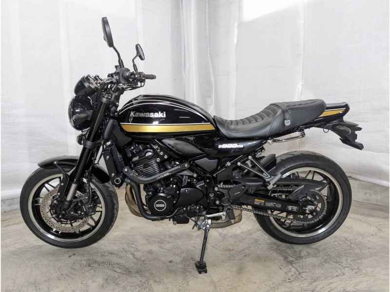 Kawasaki Z900RS 2022