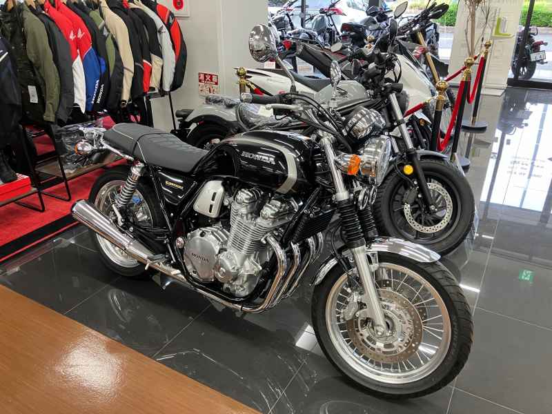 Honda CB1100 2022