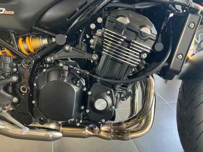 Kawasaki Z900RS SE 2025