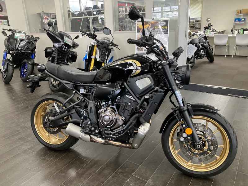 Yamaha XSR700 2022