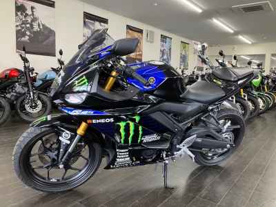 Yamaha YZF-R25 2020