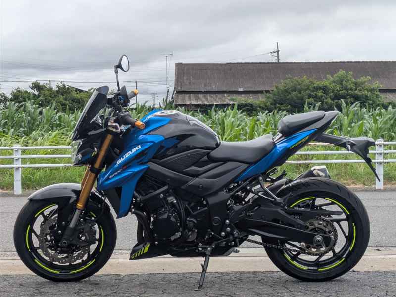 Suzuki GSX-S750 2022