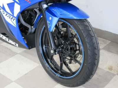 Suzuki GSX250R