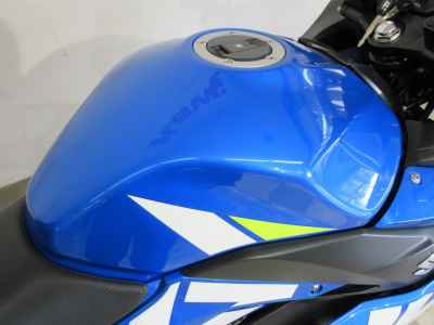 Suzuki GSX250R