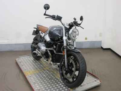 BMW R nineT 2021