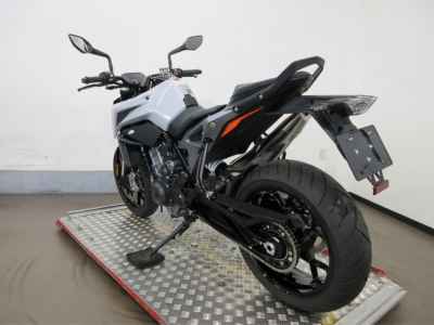 KTM 790 Duke 2024