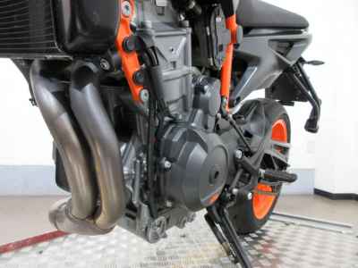 KTM 890 Duke R 2020