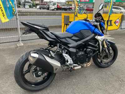 Suzuki GSR750 2012