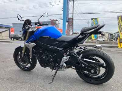 Suzuki GSR750 2012