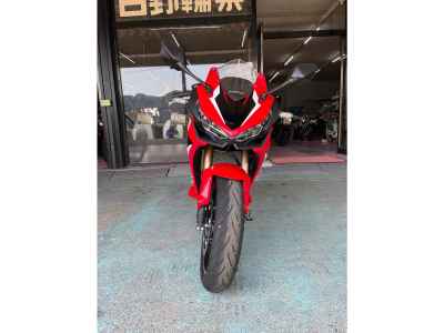Honda CBR400R 2022