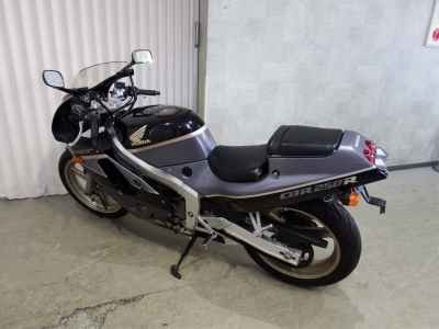 Honda CBR250R